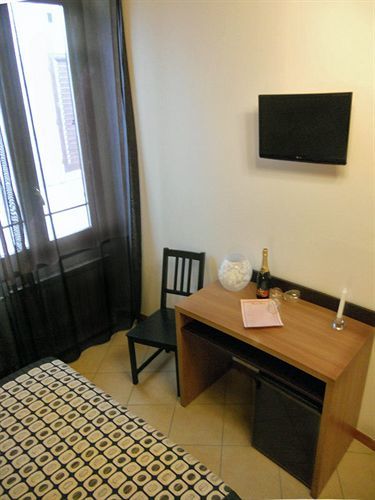 Adelaide House Florencia