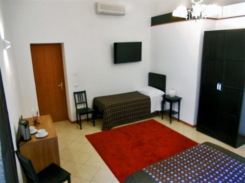 Adelaide House Florencia