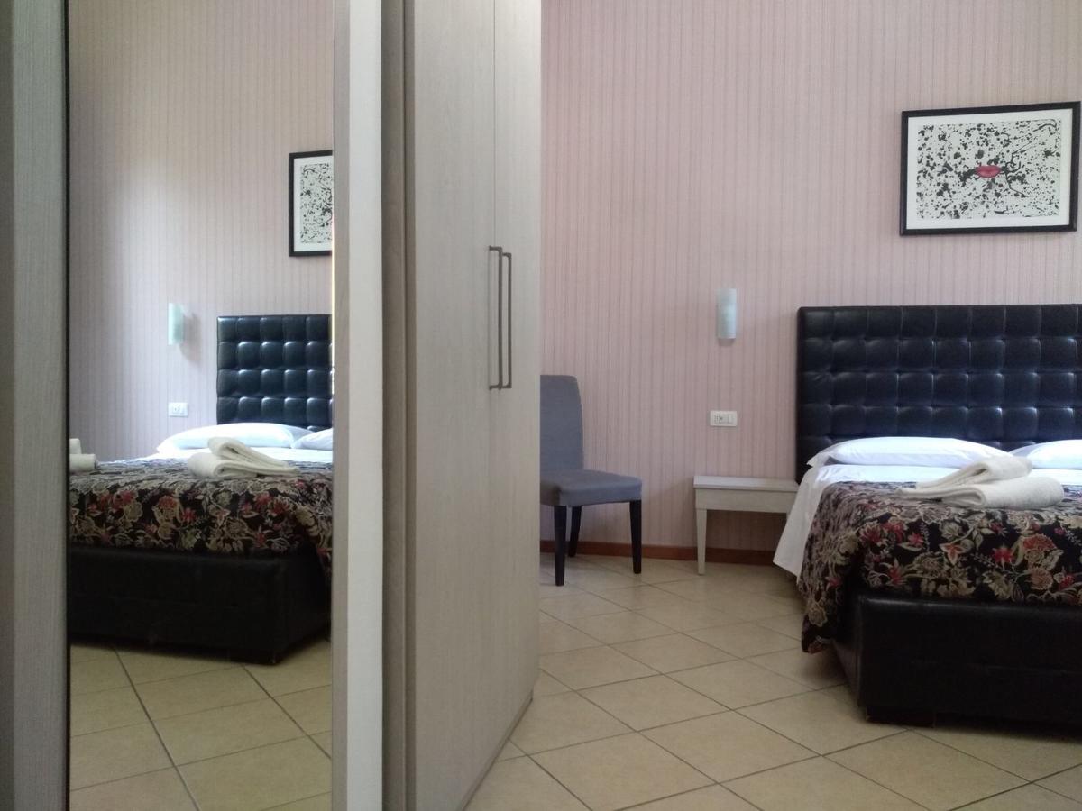 Adelaide House Florencia
