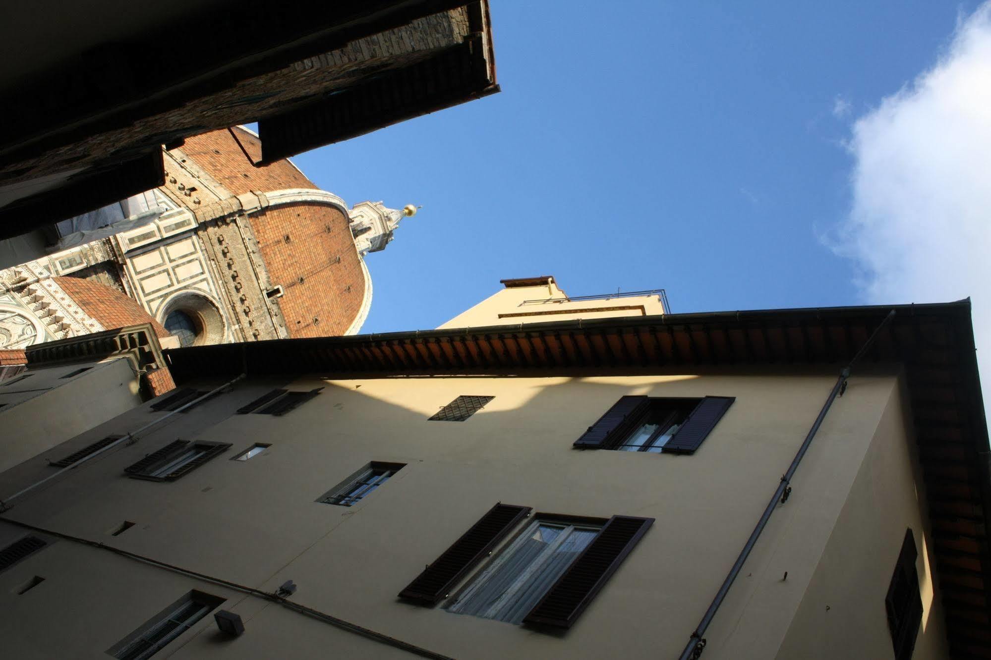 Adelaide House 2* Florencia