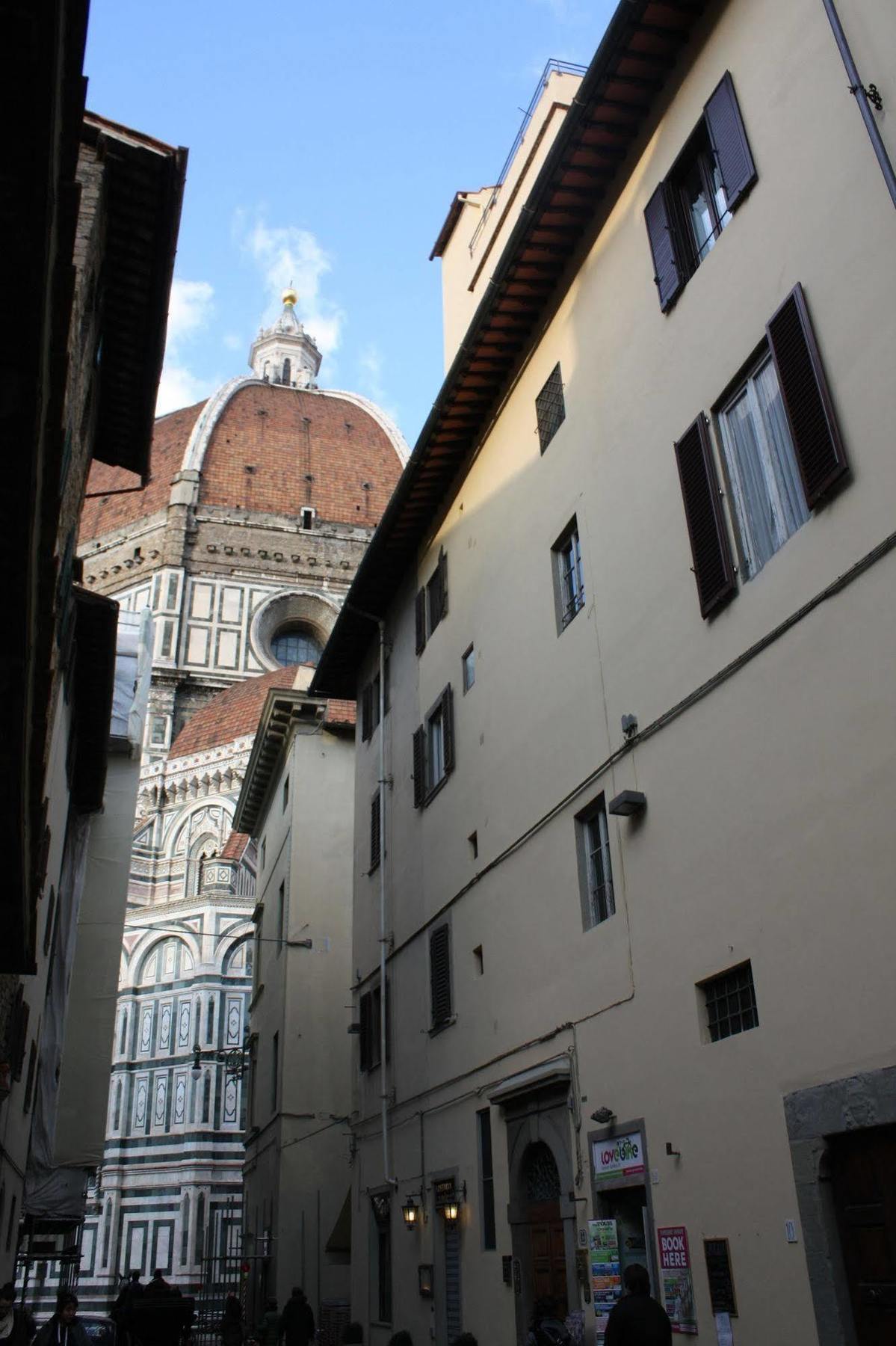 Adelaide House Florencia