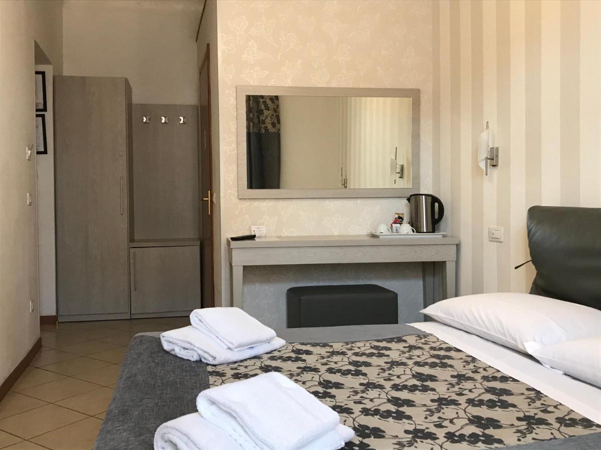 Adelaide House 2* Florencia